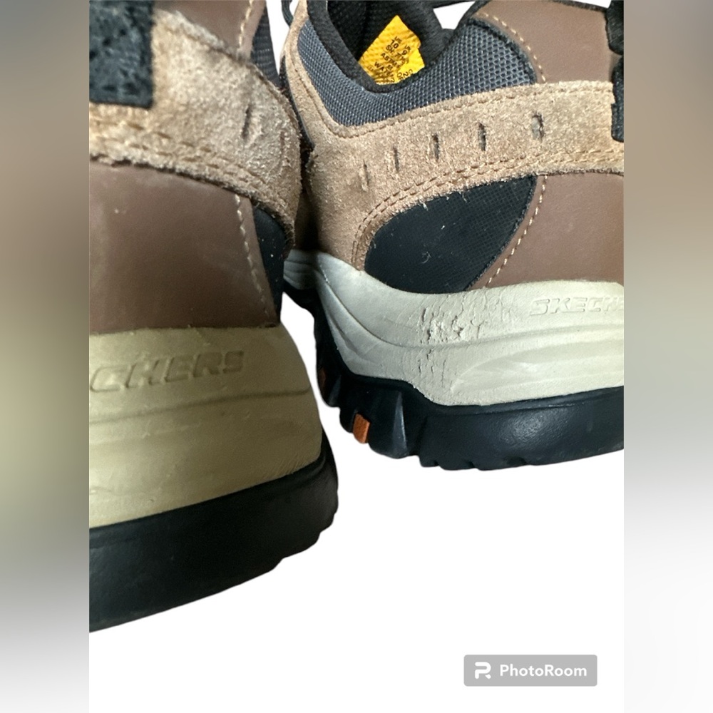 Sketchers comp toe waterproof slip resistant work shoes - Picture 6 of 8